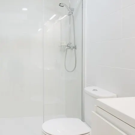 - Arroios Praca Do Chile * リスボン