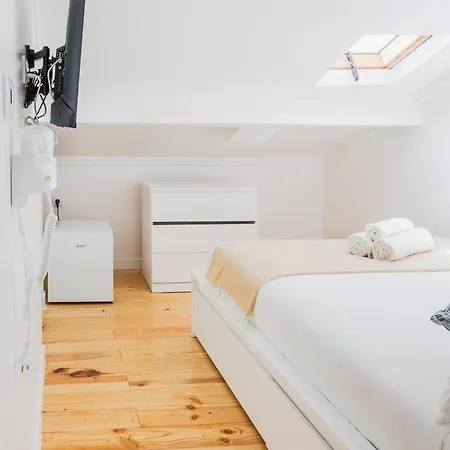 Quarto em Acomodações Particulares - Arroios Praça Do Chile