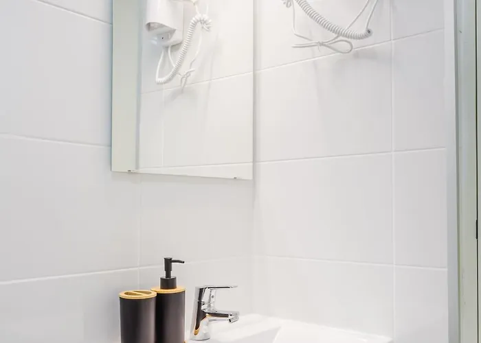 - Arroios Praca Do Chile Homestay