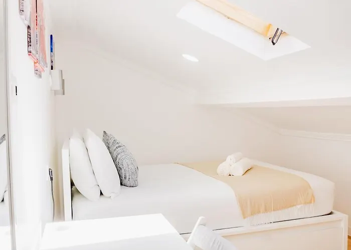 - Arroios Praca Do Chile *