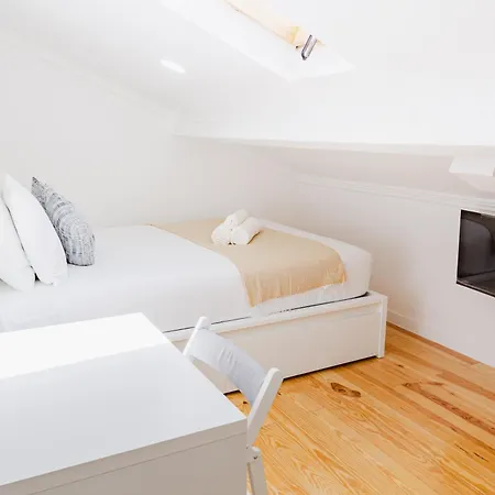 홈스테이 - Arroios Praca Do Chile 리스본